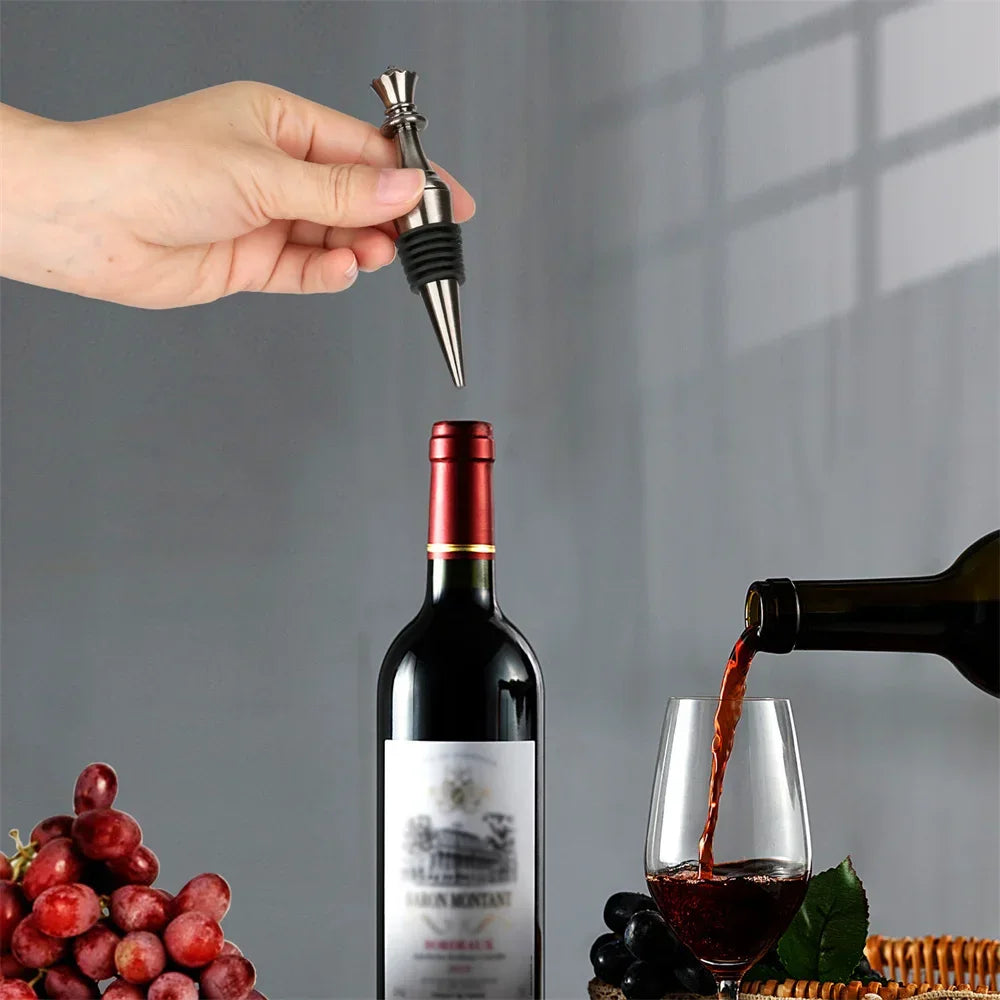 Vintage Wine Bottle Stoppers Chess King/Queen Decoration Metal Silicone Wine Seal Stopper Wine Gift Kitchen Bar Accessories Tool