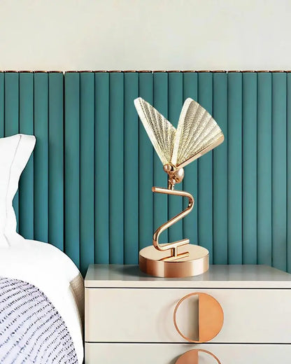 Πολυτελές Επιτραπέζιο Φωτιστικό LED με Design Πεταλούδας